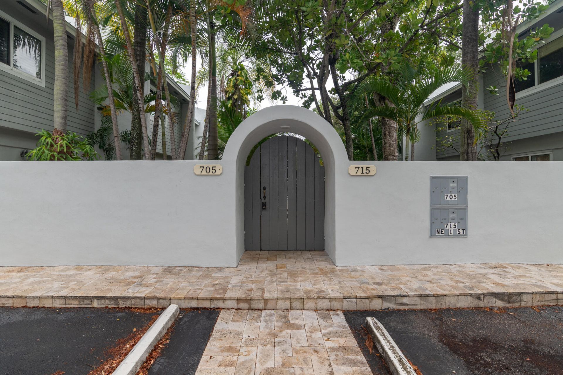 715 NE 1st Street, Unit c, Fort Lauderdale, FL 33301 Photo