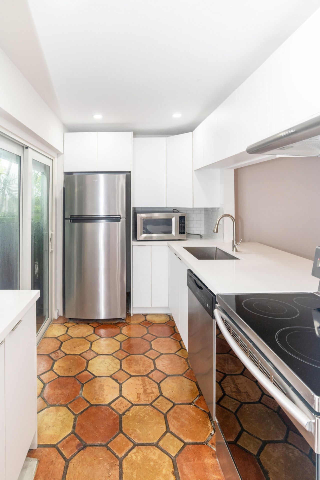 715 NE 1st Street, Unit c, Fort Lauderdale, FL 33301 Photo