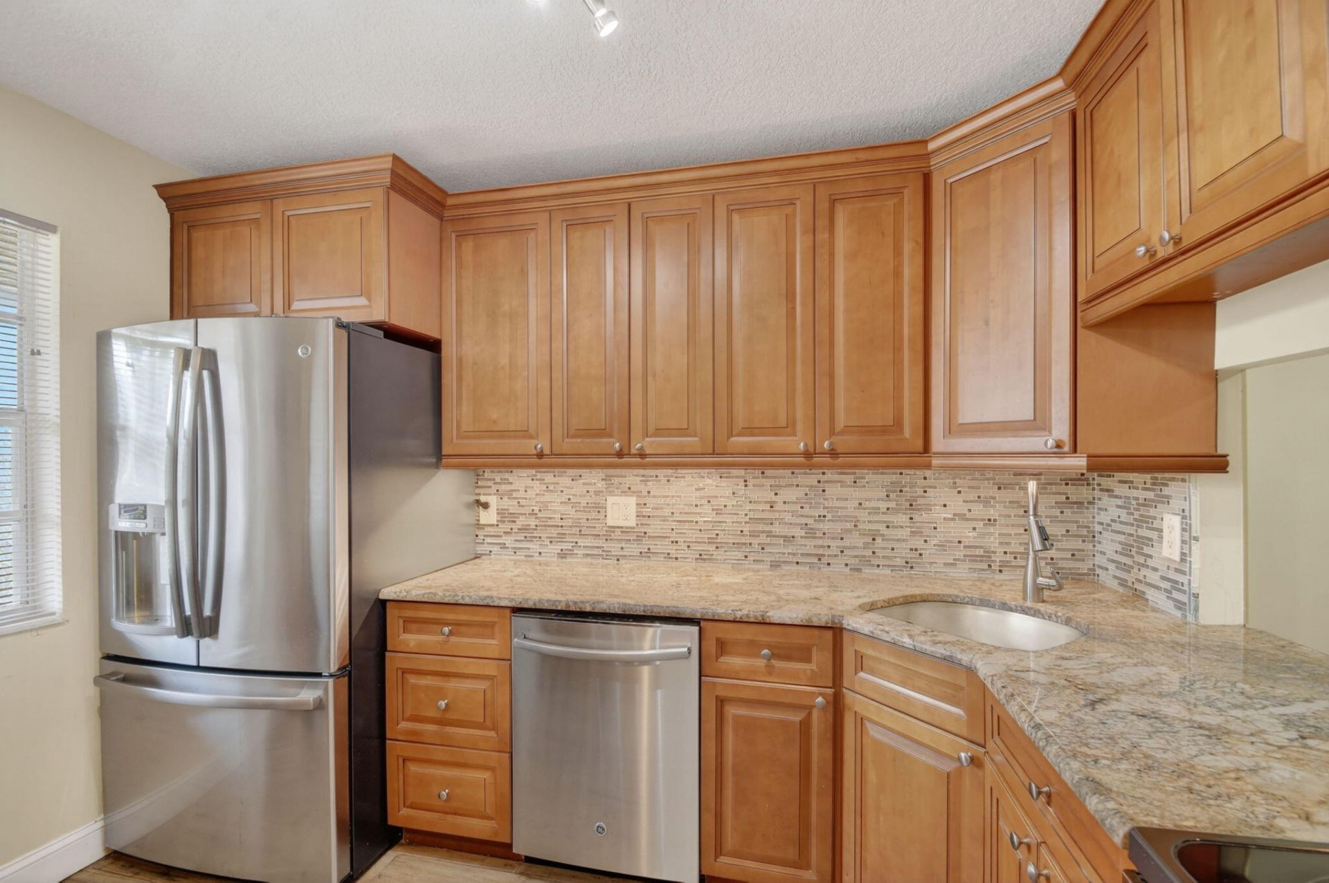 112 Lake Olive Drive, Royal Palm Beach, FL 33411 Photo