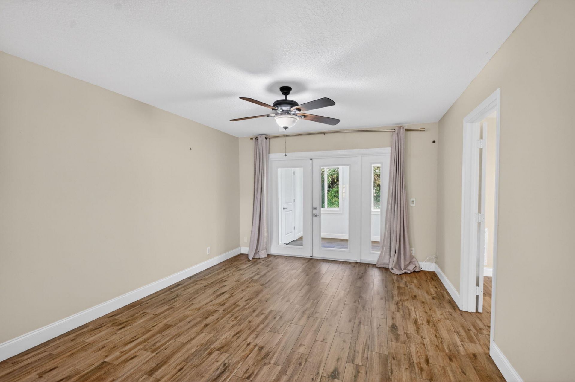 112 Lake Olive Drive, Royal Palm Beach, FL 33411 Photo