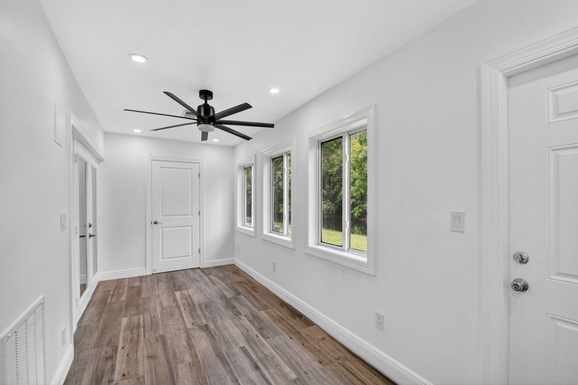 112 Lake Olive Drive, Royal Palm Beach, FL 33411 Photo