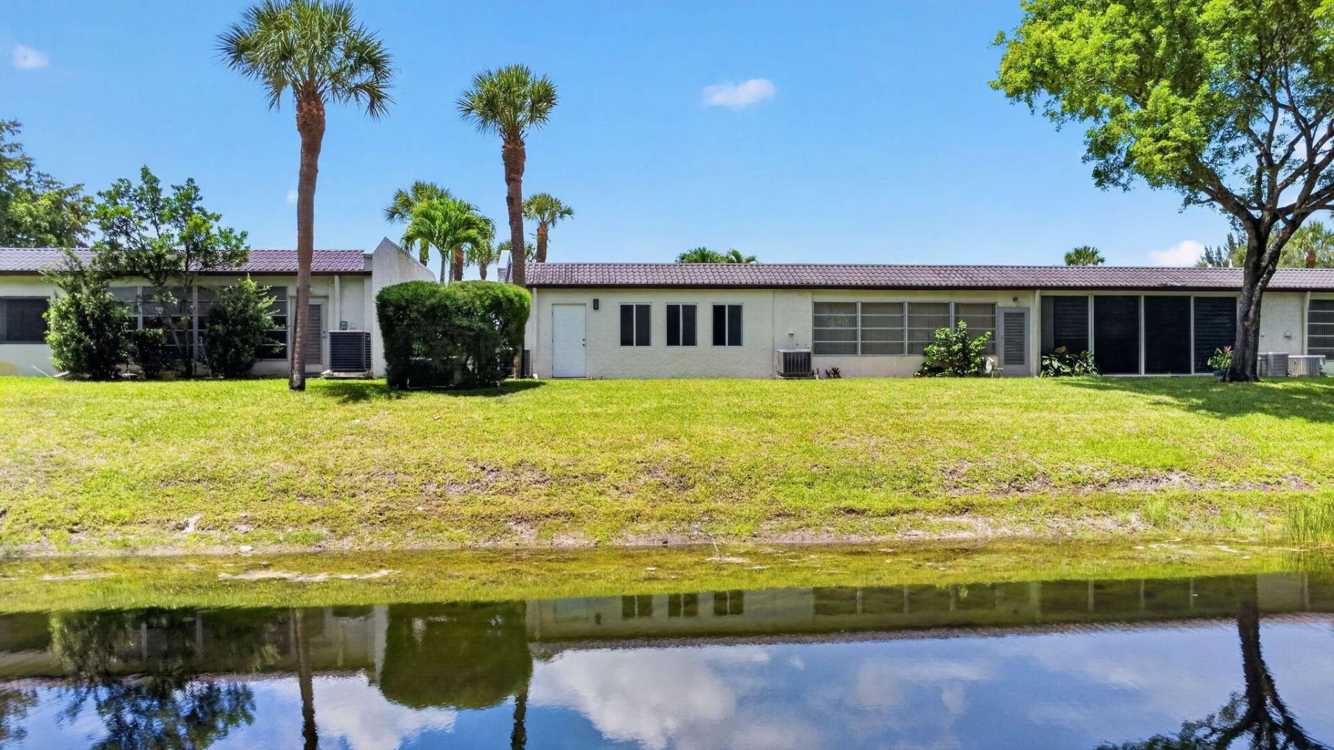 112 Lake Olive Drive, Royal Palm Beach, FL 33411 Photo