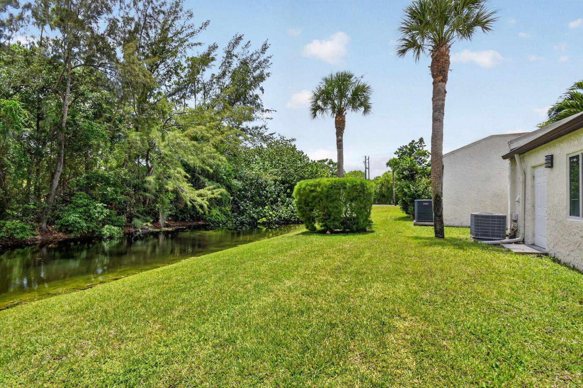 112 Lake Olive Drive, Royal Palm Beach, FL 33411 Photo
