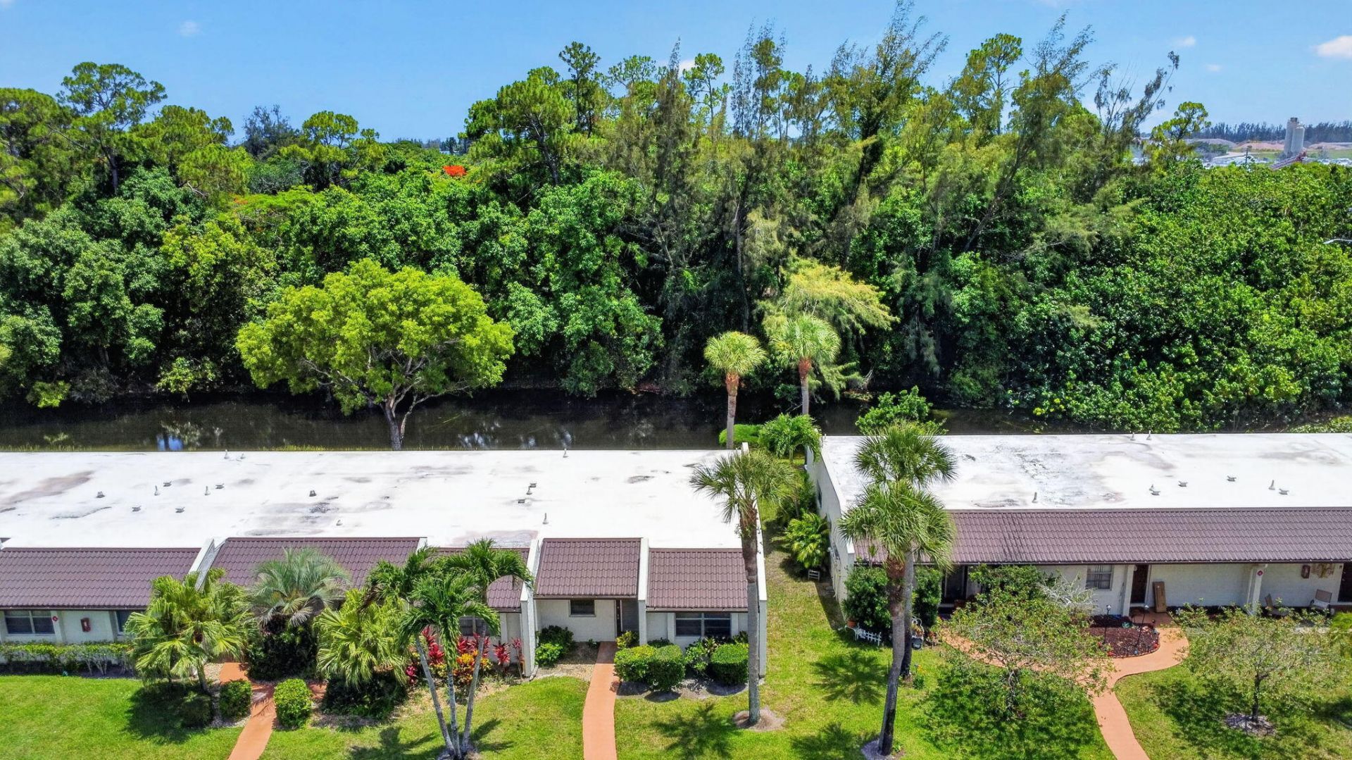 112 Lake Olive Drive, Royal Palm Beach, FL 33411 Photo