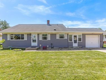 4853 Cemetery Road , Hilliard, OH 43026