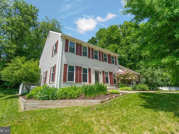 8 GLEN VIEW PLACE , NEWARK, DE 19711
