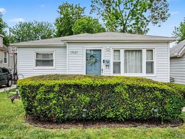 17623 Tennyson Street, Roseville, MI 48066