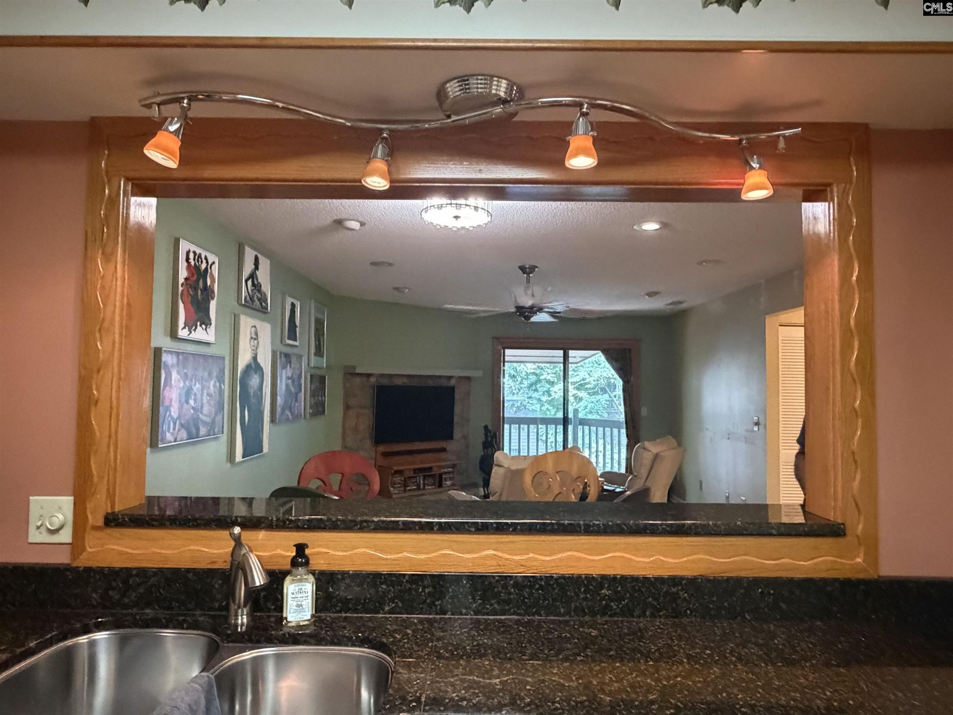 405 Harbison Blvd Photo 9