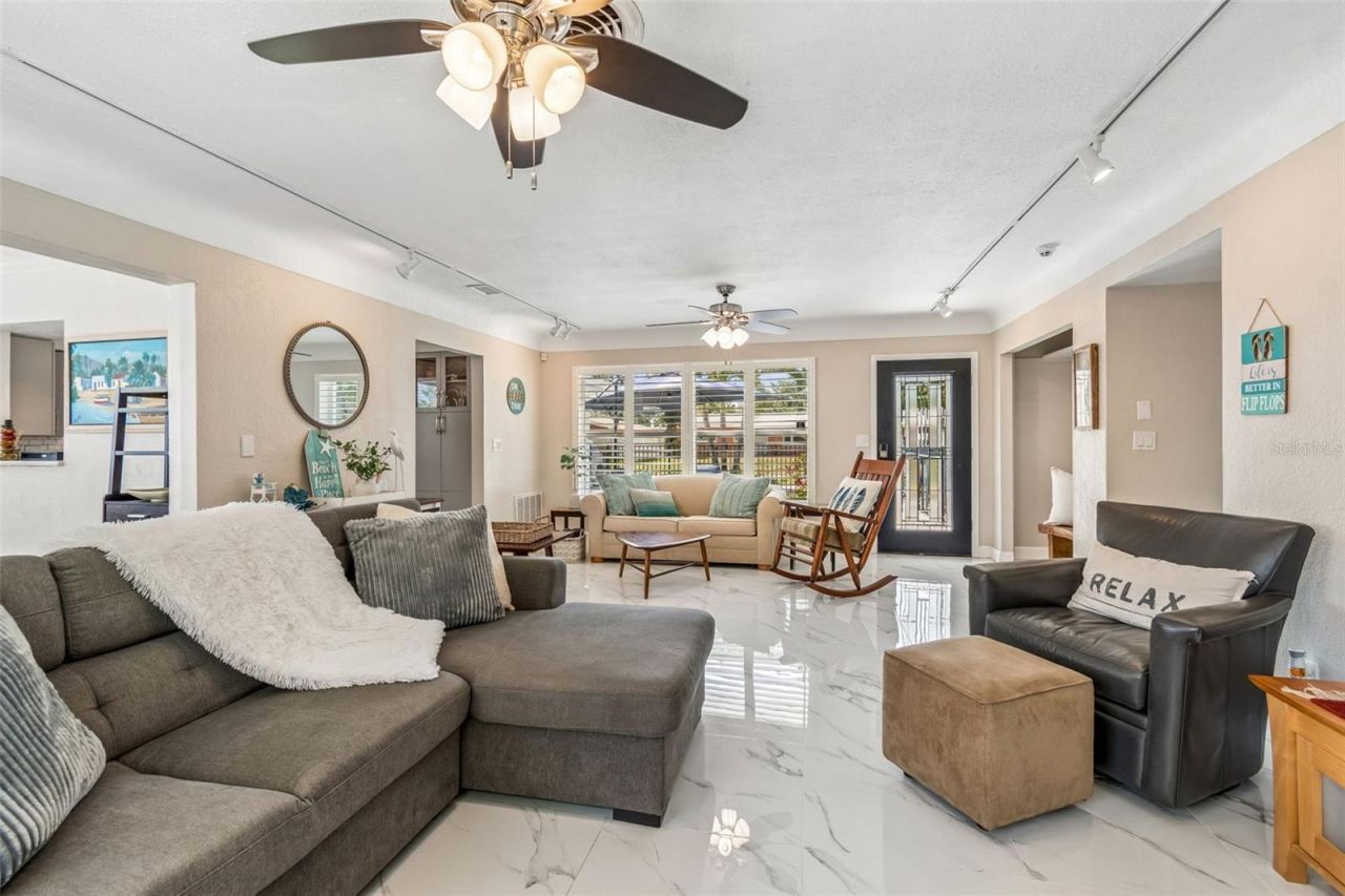 6765 11th Avenue N, Saint Petersburg, FL 33710 Photo