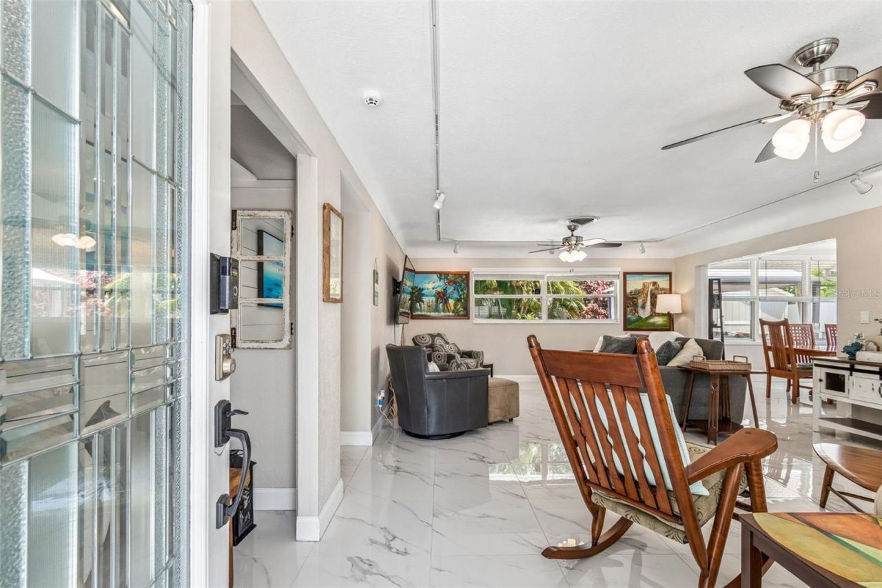 6765 11th Avenue N, Saint Petersburg, FL 33710 Photo