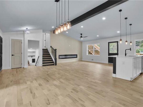 4255 Glenda Drive, College Park, GA 30337