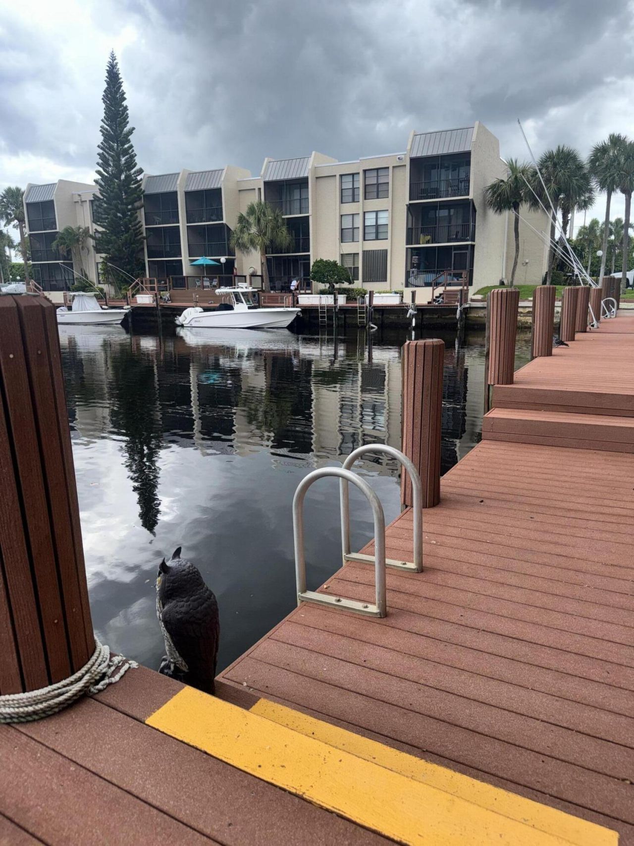 9 Royal Palm Way, Unit 102, Boca Raton, FL 33432 Photo