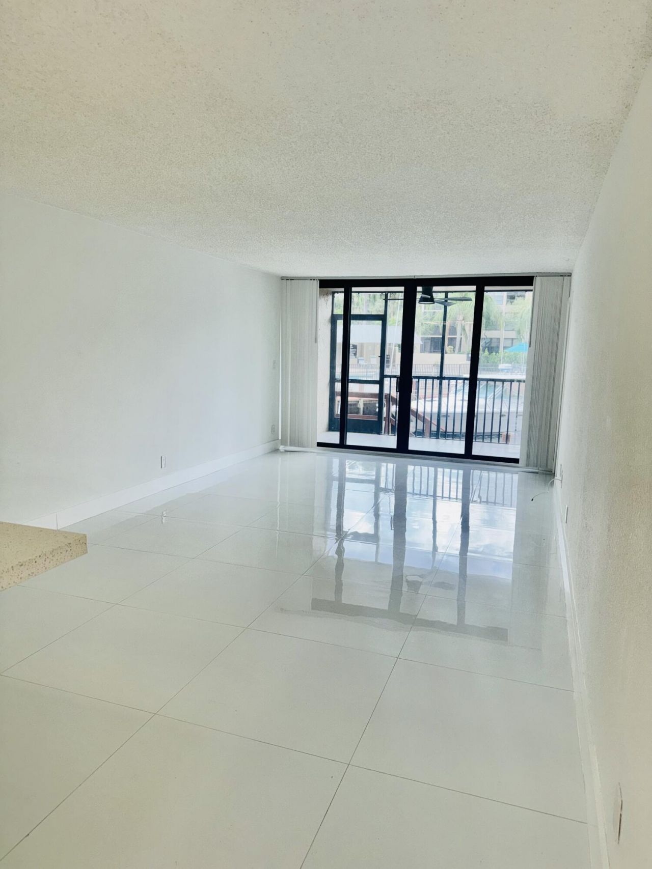 9 Royal Palm Way, Unit 102, Boca Raton, FL 33432 Photo