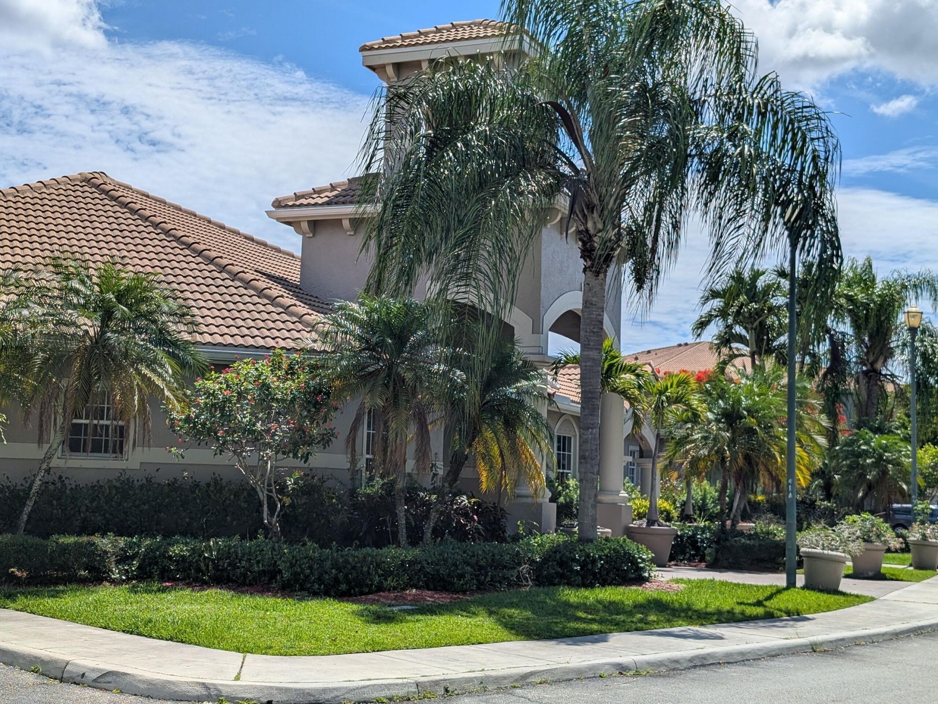 5001 Wiles Road, Unit 105, Coconut Creek, FL 33073 Photo