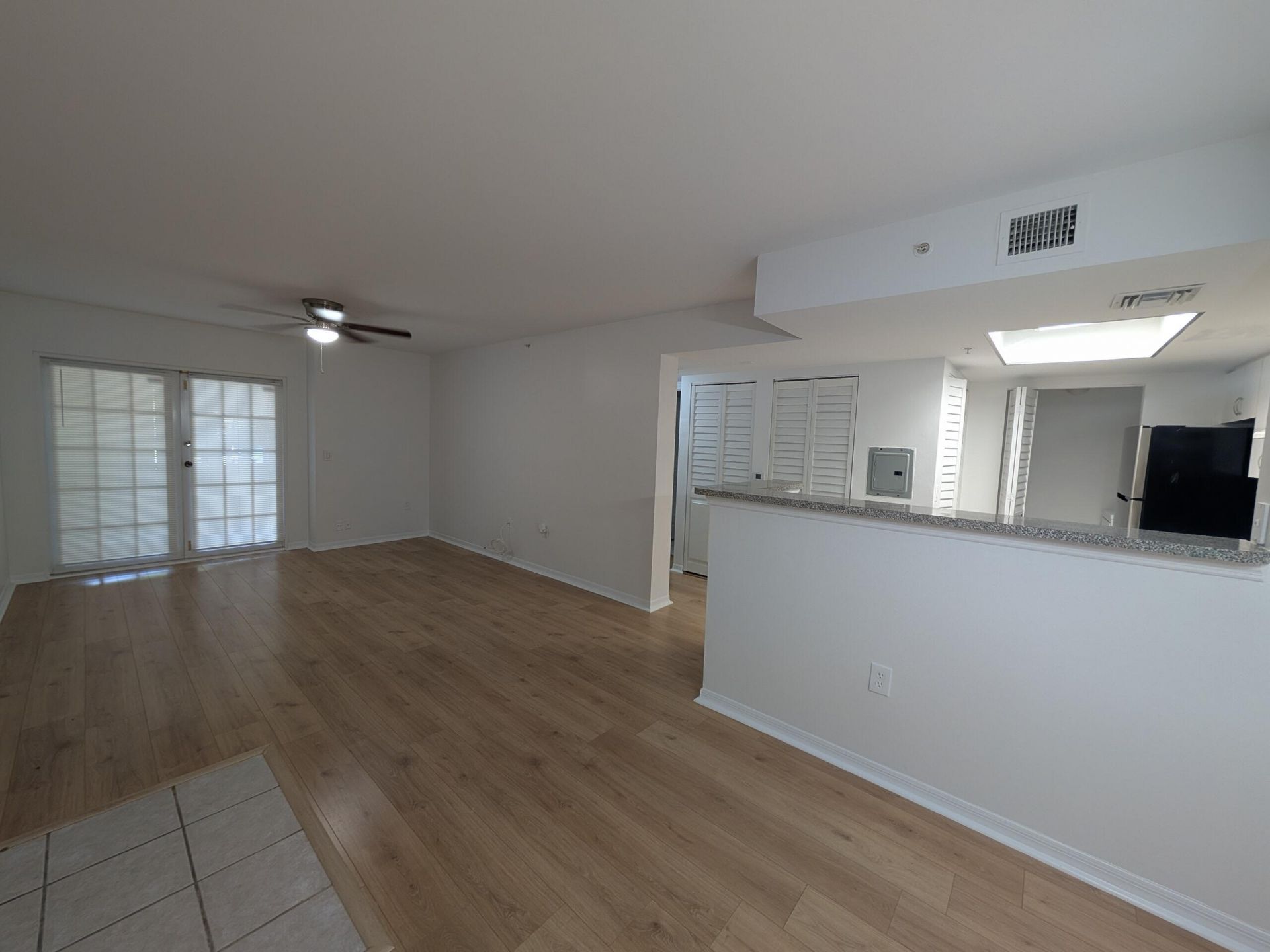 5001 Wiles Road, Unit 105, Coconut Creek, FL 33073 Photo