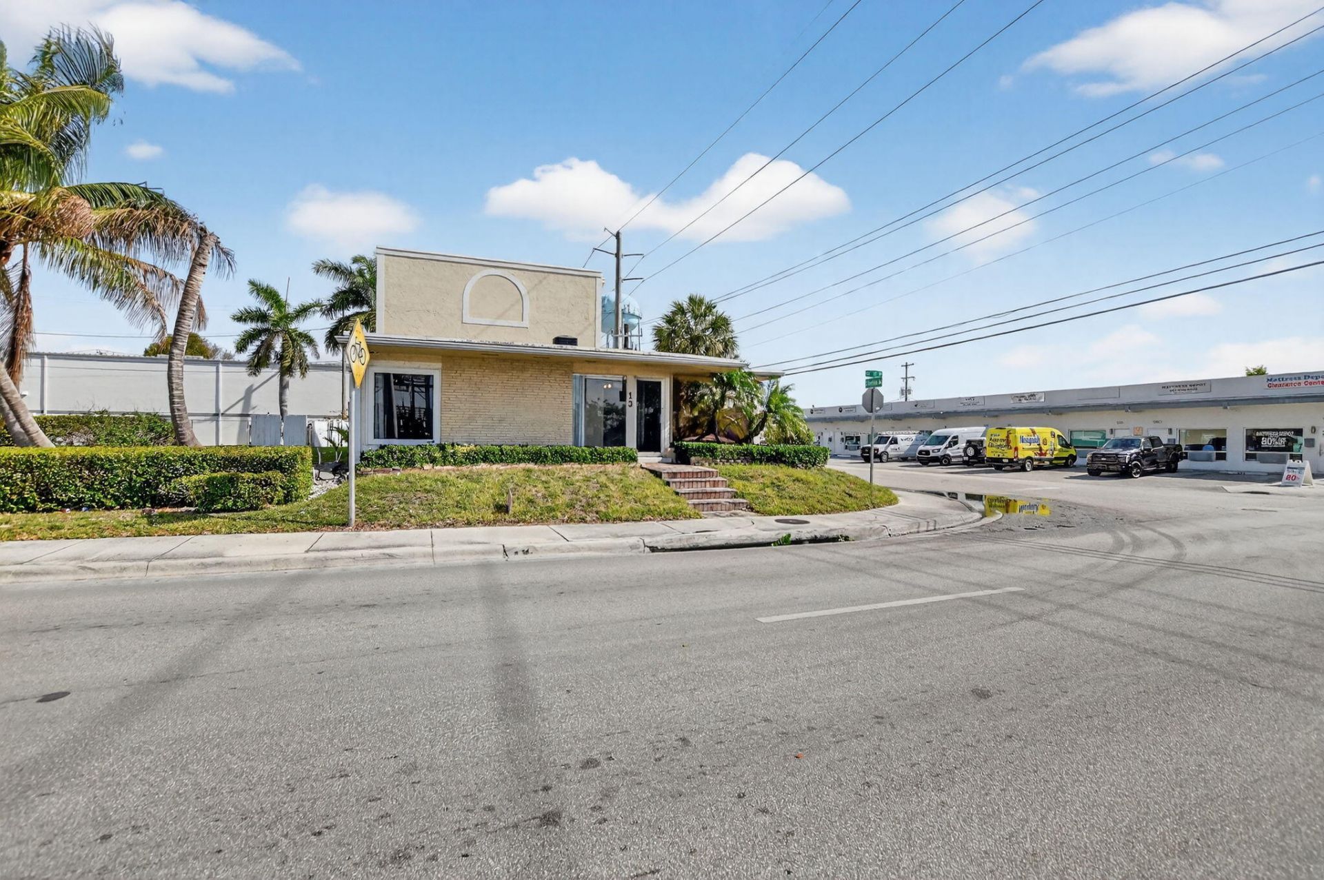 13 SW 10th Street, Deerfield Beach, FL 33441 Photo
