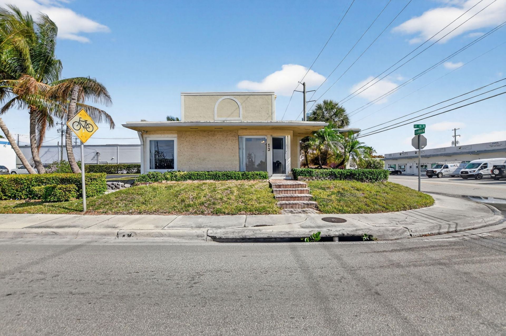 13 SW 10th Street, Deerfield Beach, FL 33441 Photo