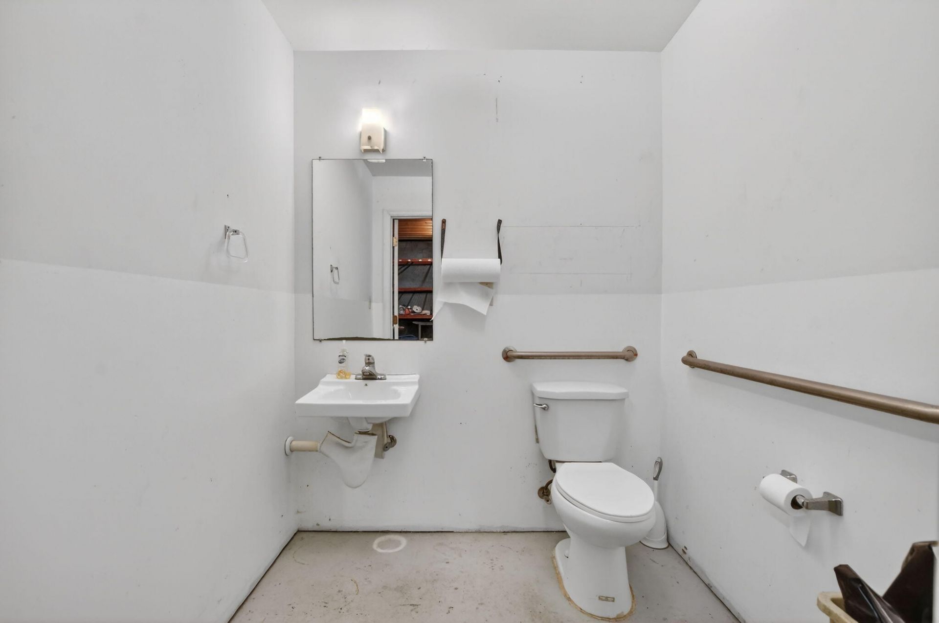 13 SW 10th Street, Deerfield Beach, FL 33441 Photo