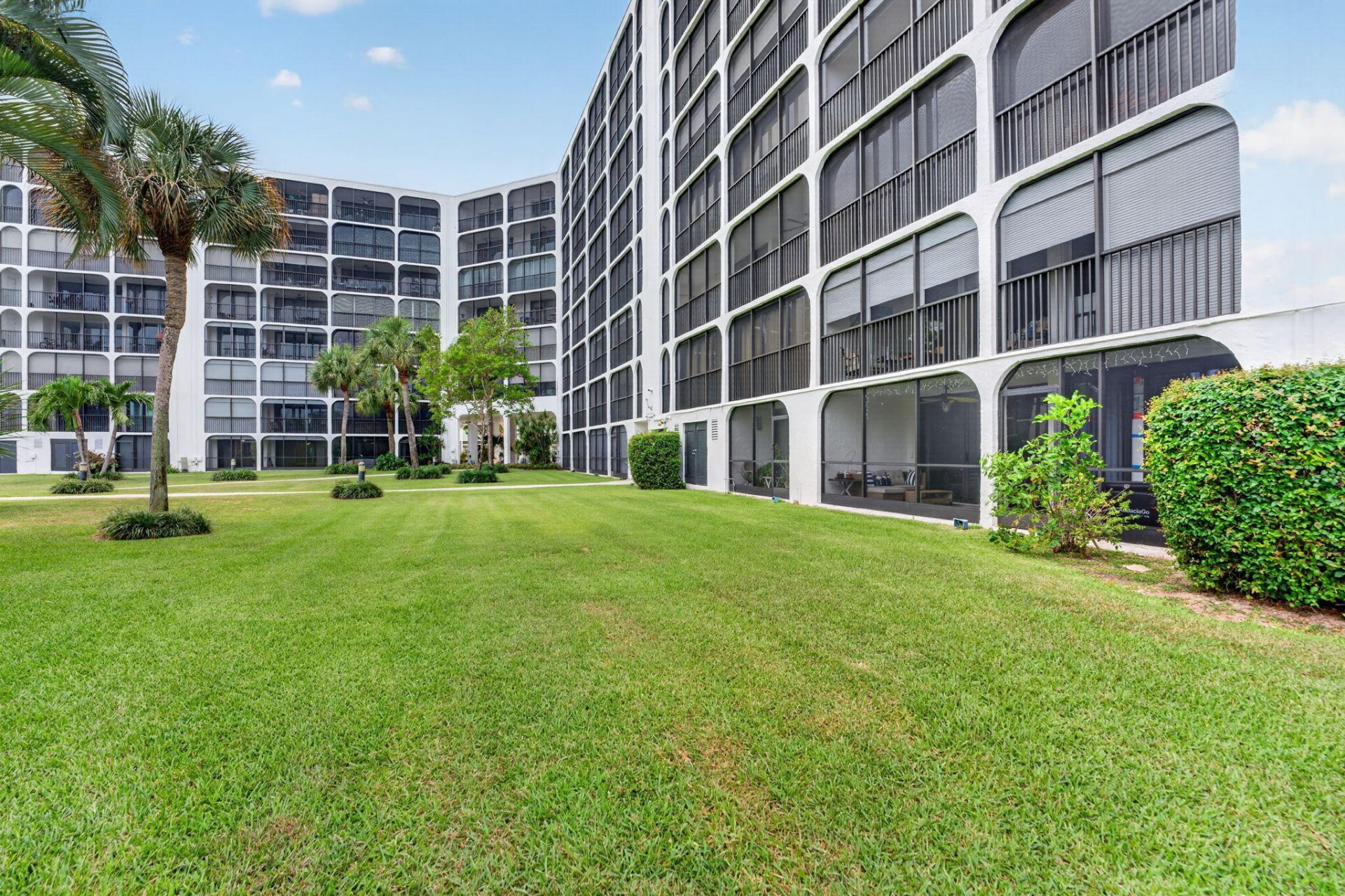 1627 Riverview Road, Unit 110, Deerfield Beach, FL 33441 Photo