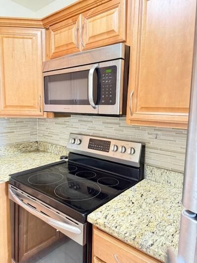 186 Norwich, Unit 186, West Palm Beach, FL 33417 Photo