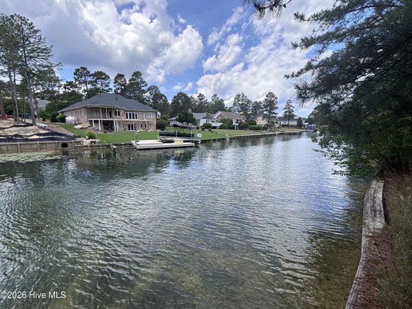 111 Callis Circle , West End, NC 27376