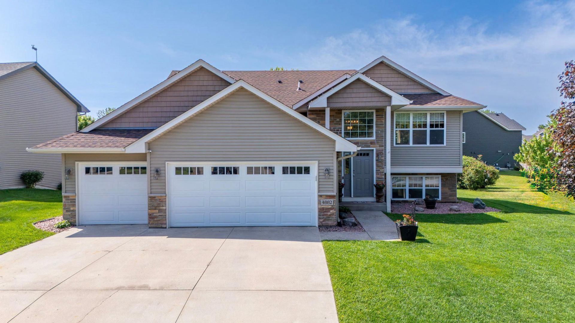 4882 87th Street NE, Monticello, MN 55362
