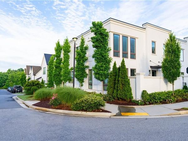 6405 Halcyon Way, Alpharetta, GA 30005
