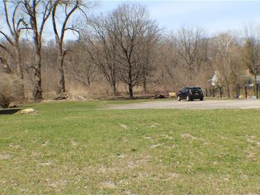 279 Genesee Street , Chittenango, NY 13037