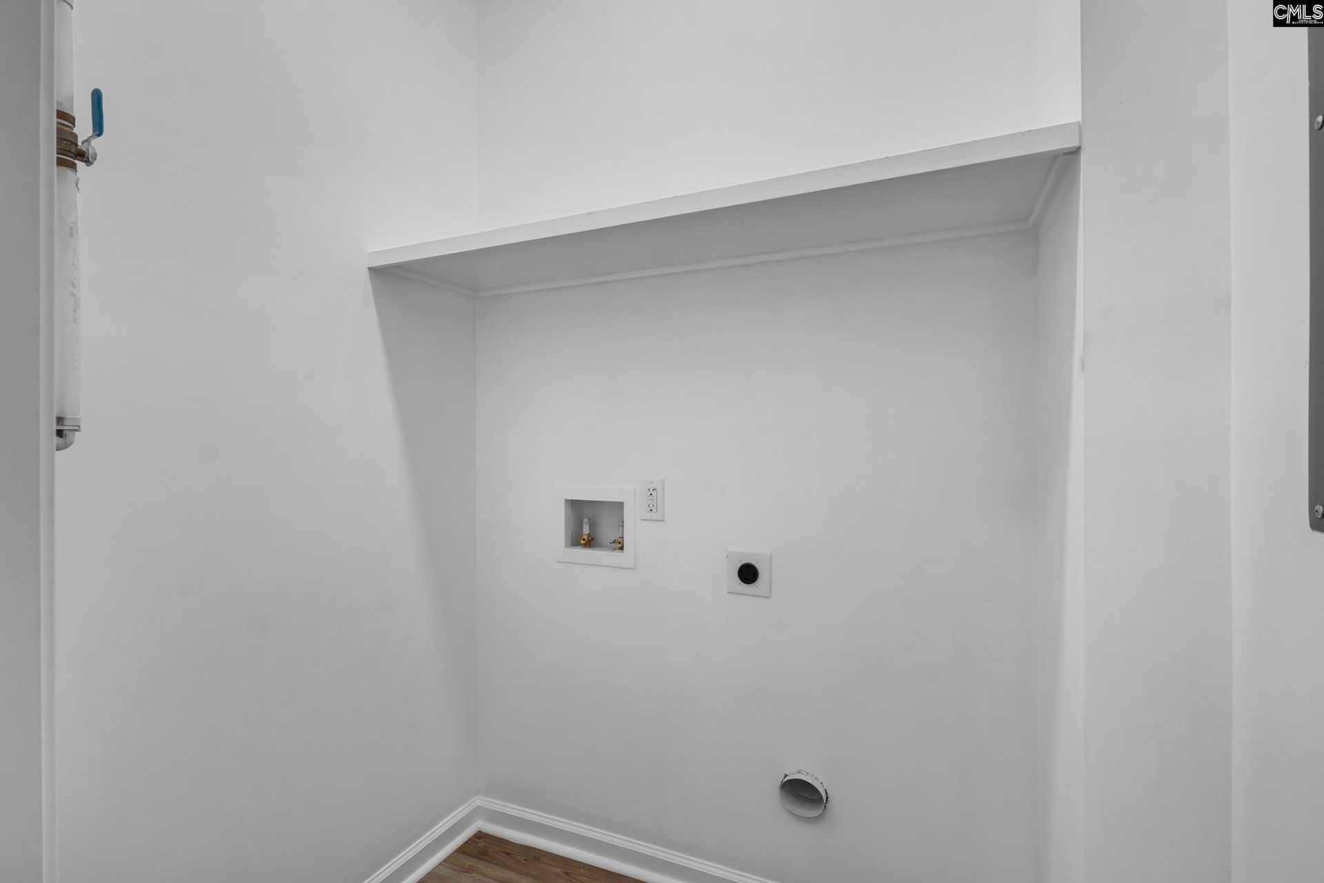 318 Lincolnshire Square  Photo 23