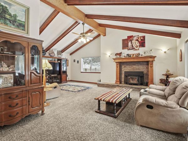 13122 Deer Valley Rd, Newport, WA 99156