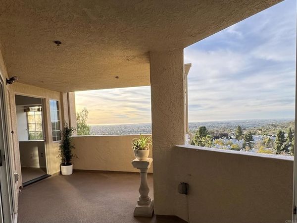 11285 Affinity Court, Unit 124, San Diego, CA 92131