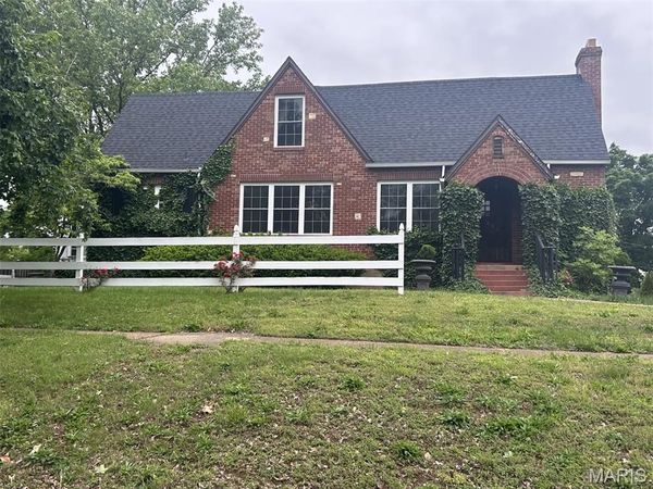 402 S 5th Street , De Soto, MO 63020