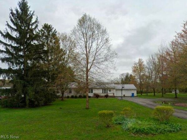 11917 Bean Road, Chardon, OH 44024