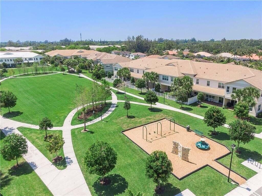 63 Dogwood Court, Royal Palm Beach, FL 33411 Photo