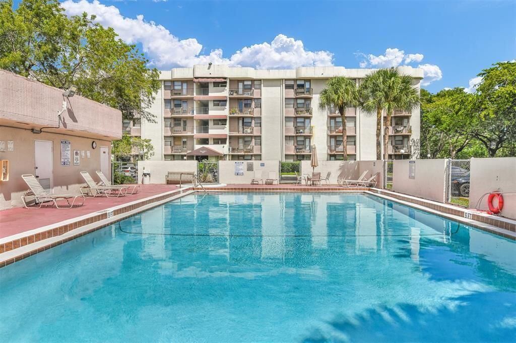 2501 Riverside Drive, Unit 206-a, Coral Springs, FL 33065 Photo