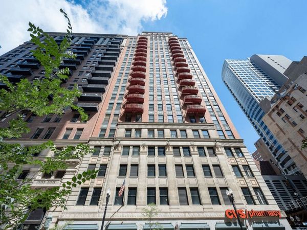 208 W WASHINGTON Street , Unit 908, Chicago, IL 60606