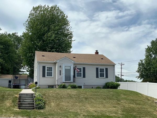 202 19th Avenue S, South Saint Paul, MN 55075
