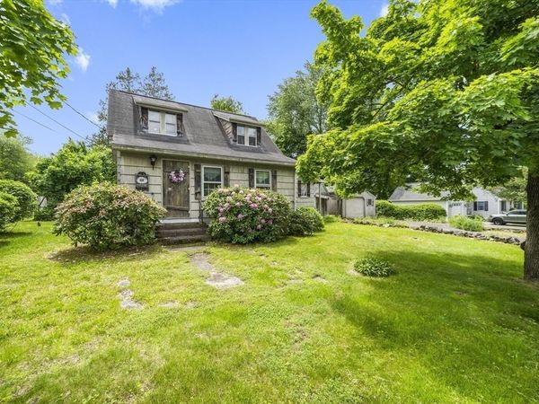 131 Lincoln, Longmeadow, MA 01116