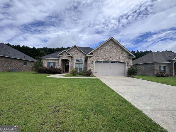 318 Green Island Road, Bonaire, GA 31005