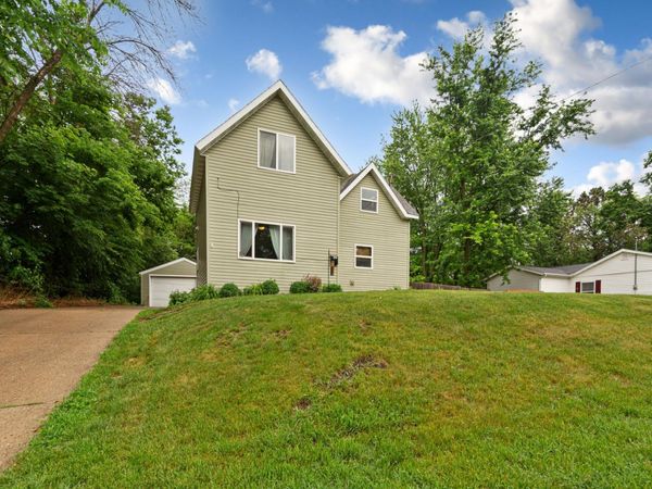 319 Adams Avenue NW, Owatonna, MN 55060