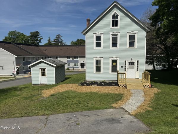 45 6th Street, Waterford, NY 12188