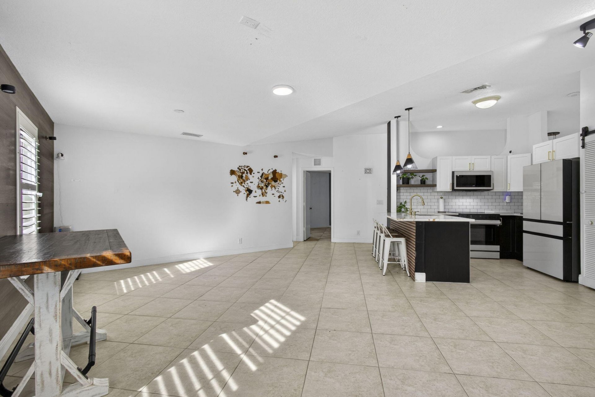 102 E Royal Pine Cir Court, Royal Palm Beach, FL 33411 Photo