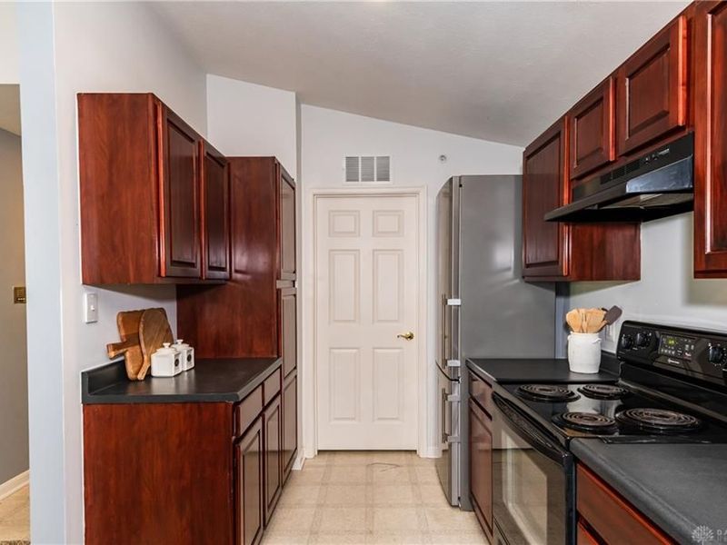 2275 Pinnacle Court, Unit 311, Fairborn, OH 45324 Photo 12