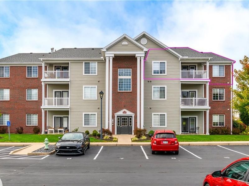 2275 Pinnacle Court, Unit 311, Fairborn, OH 45324 Photo 2