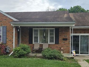 15 N QUEEN STREET , DOVER, PA 17315