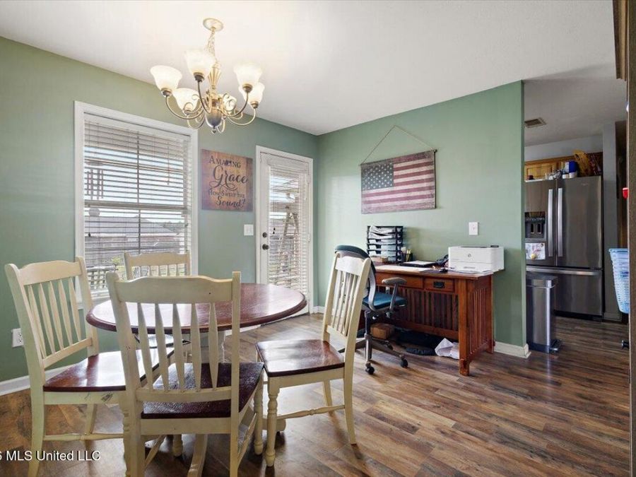 Property Image 11