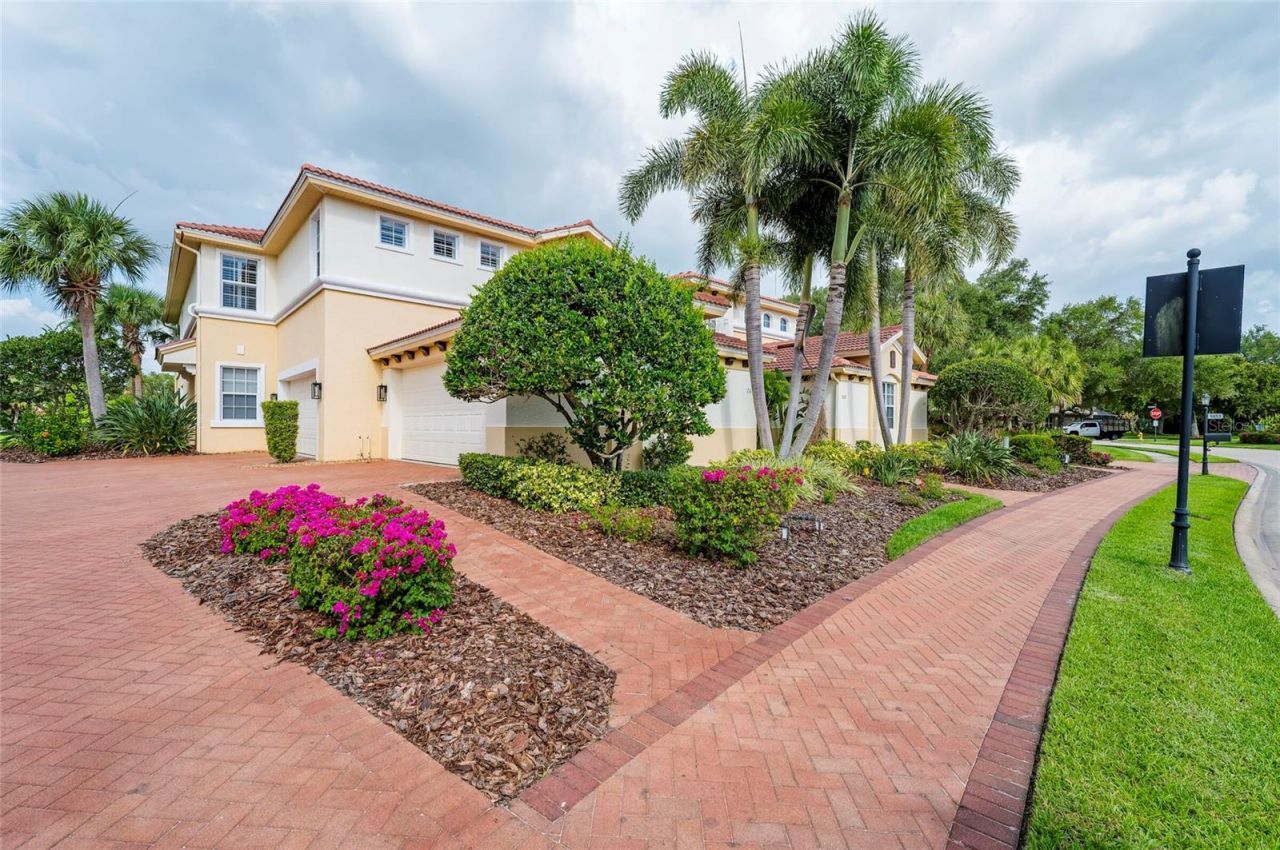 9453 NE Discovery Terrace, Unit 201C, Bradenton, FL 34212 Photo