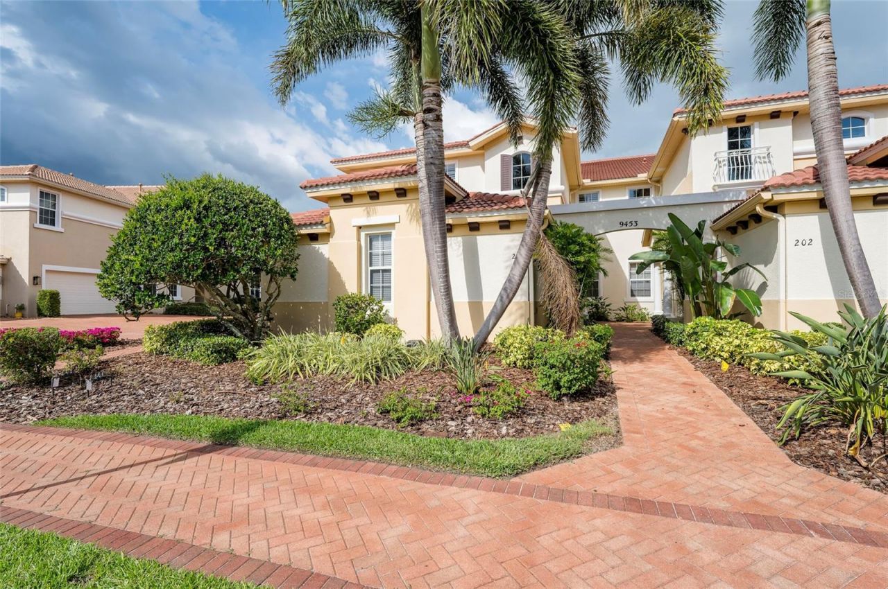 9453 NE Discovery Terrace, Unit 201C, Bradenton, FL 34212 Photo