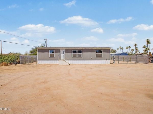 132 S 103RD Place, Mesa, AZ 85208