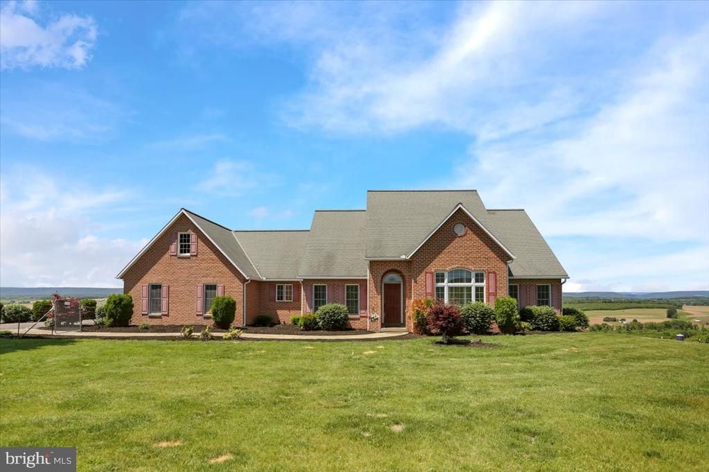 511 Summer Hill Road, Schuylkill Haven, PA 17972 Main Photo